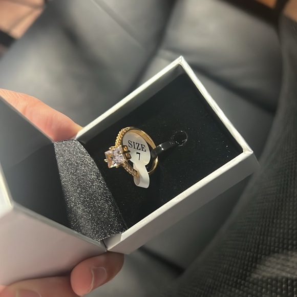 piatella Jewelry - Size 7 gold plated CZ ring